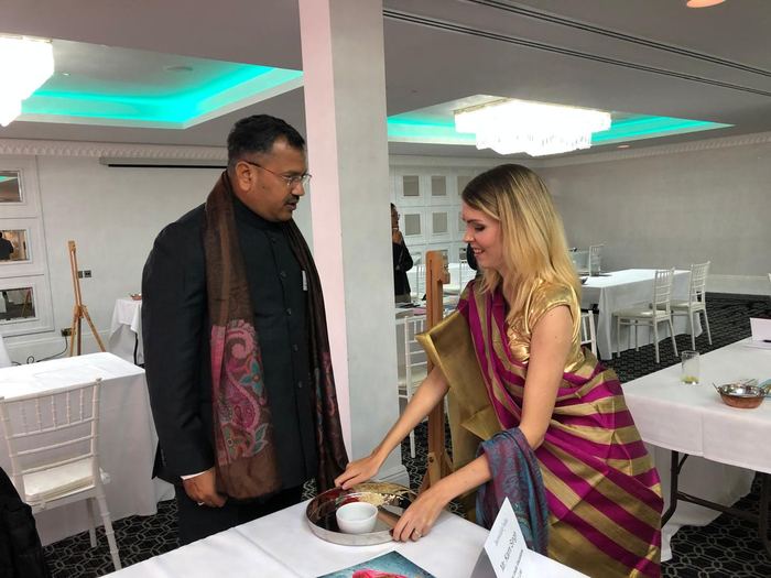 India Karni auf einer internationalen Tourismusmesse
