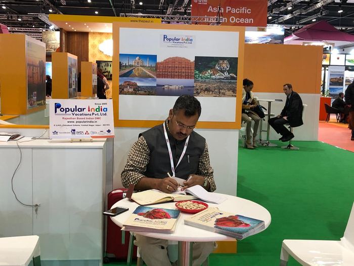 India Karni auf einer internationalen Tourismusmesse