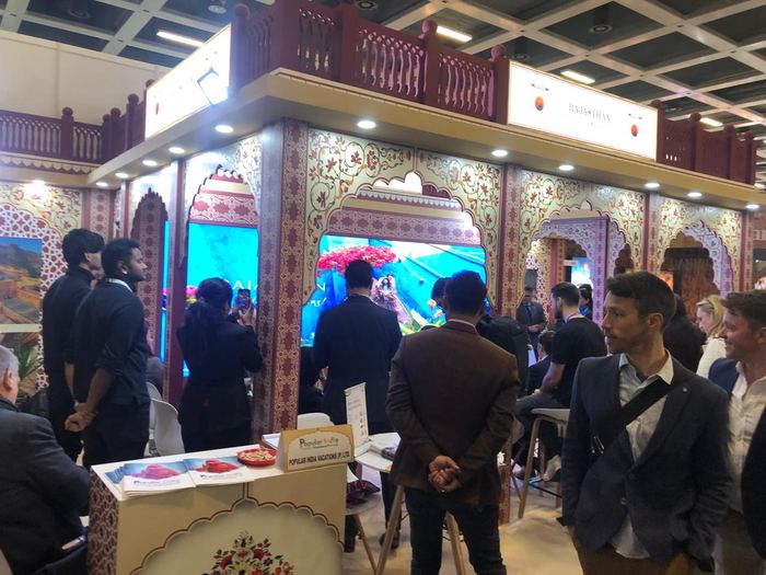 India Karni auf einer internationalen Tourismusmesse